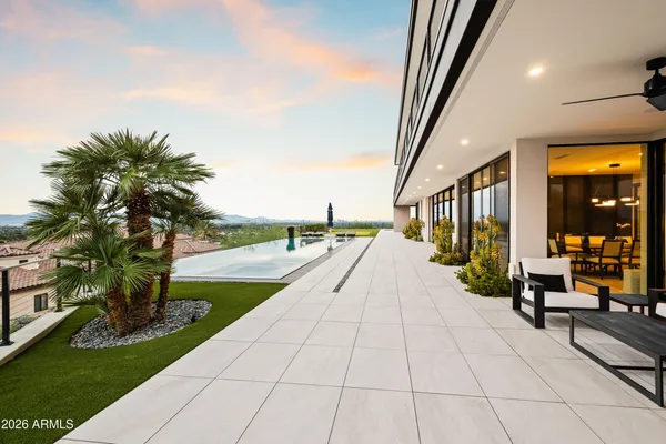 $13,000,000 | 4725 North 56th Street, Phoenix, AZ 85251