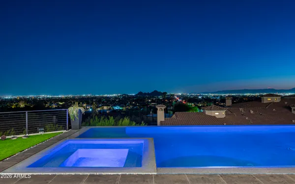 $13,000,000 | 4725 North 56th Street, Phoenix, AZ 85251