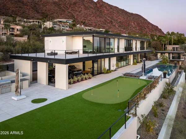 $13,000,000 | 4725 North 56th Street, Phoenix, AZ 85251