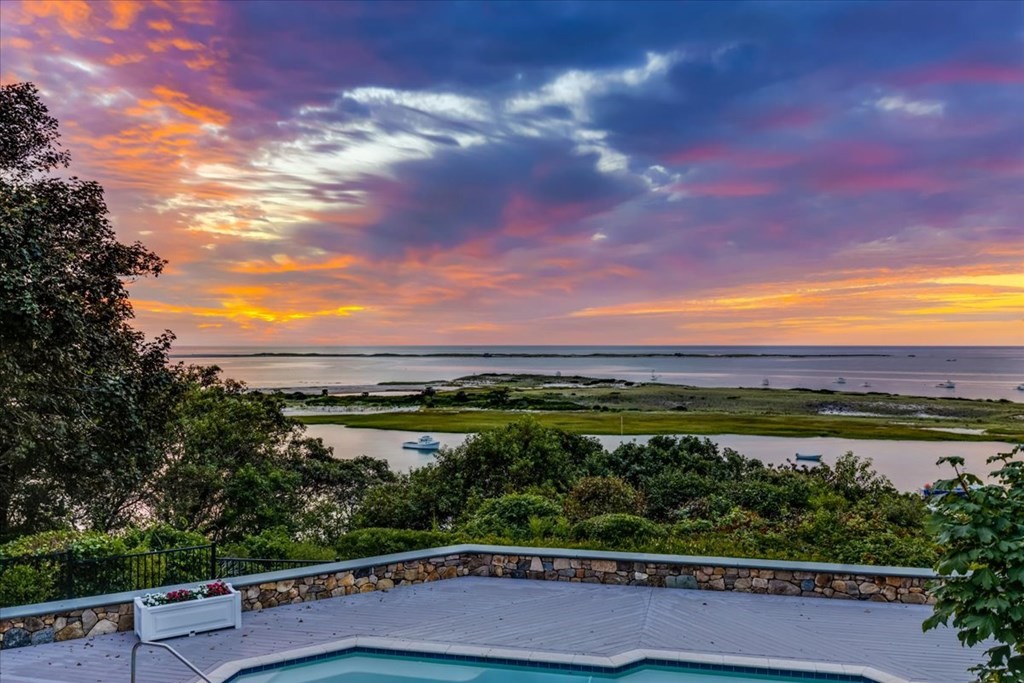 500 Shore Road Chatham, MA 02633 - Photo 30 of 32 a view of city and mountain