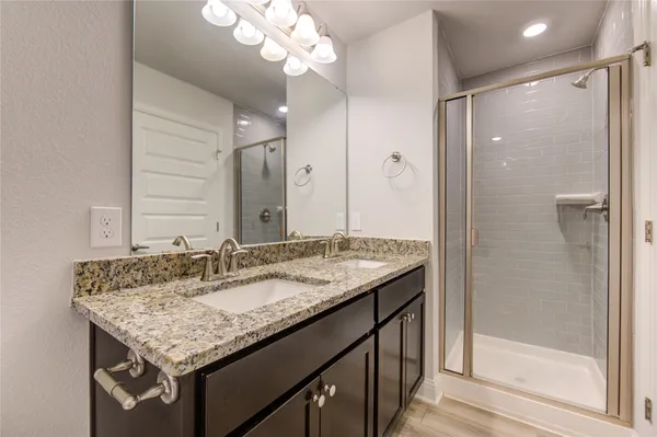 $279,900 | 412 Sunray Lake Lane, Katy, TX 77493