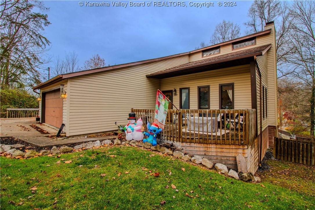 180 Elm Street Elkview, WV 25071 - Photo 5 of 46 Gallery Image 5
