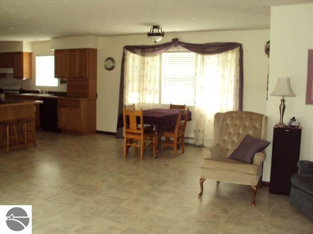 8135 Hency Road Kingsley, MI 49649 - Photo 5 of 23 1737895-4.JPG