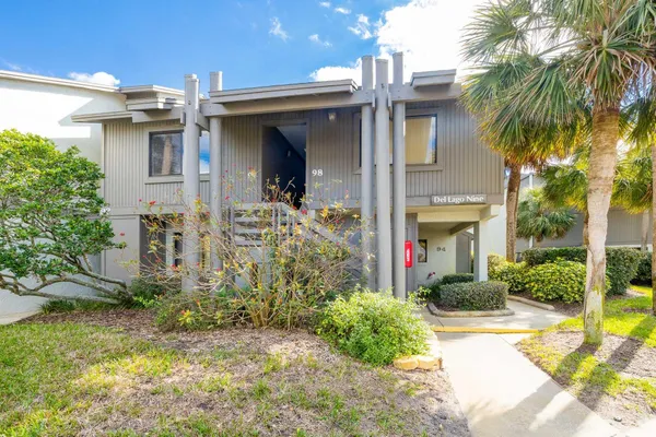 $449,900 | 98 Village Del Lago Circle, St. Augustine, FL 32080