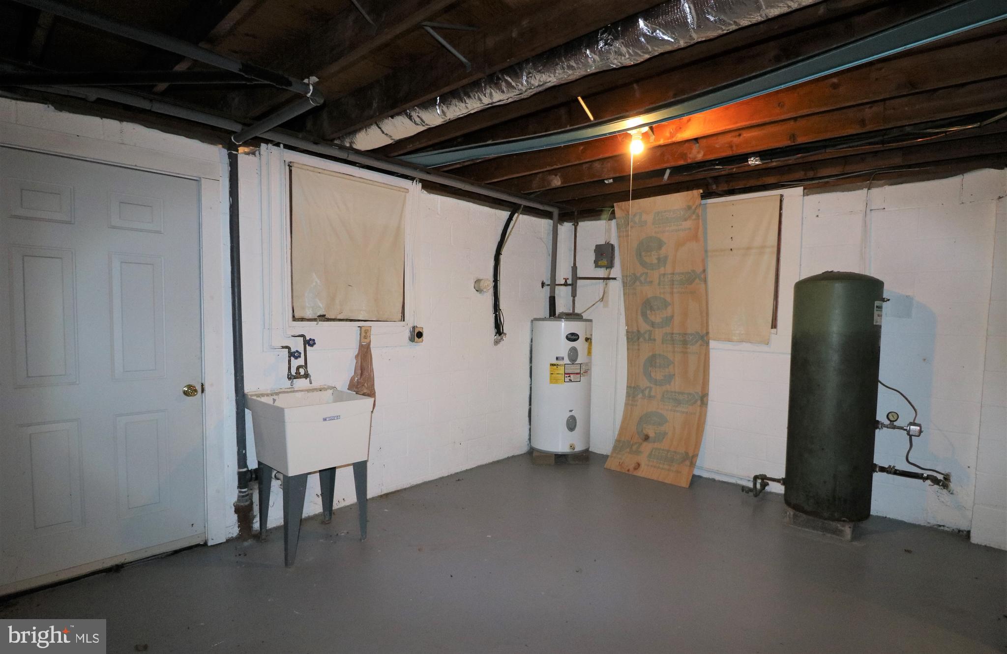 2312 Smoky Road Huntingtown, MD 20639 - Photo 27 of 55 Laundry area in basement