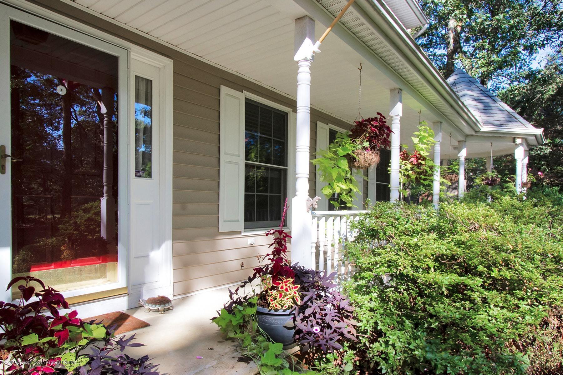 415 Millstone Road Millstone Township, NJ 08510 - Photo 2 of 43 004-325944-IMG_0562_8164803