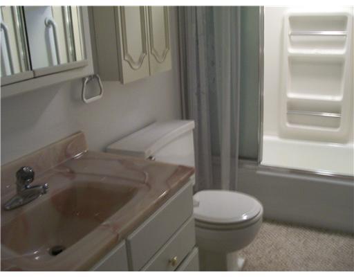 233 Reiber Road Renfrew, PA 16053 - Photo 9 of 18 Full Bath. Main hall full bath
