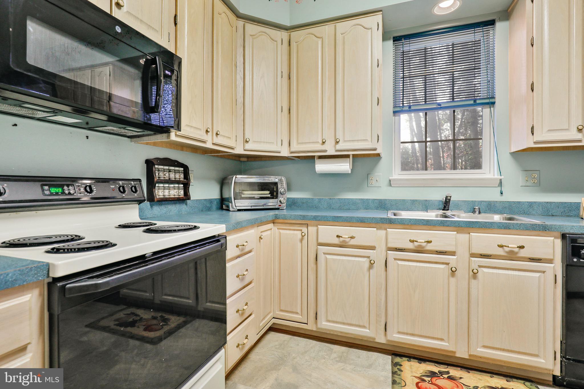 1537 Ringe Drive Severn, MD 21144 - Photo 10 of 46 Gallery Image 10