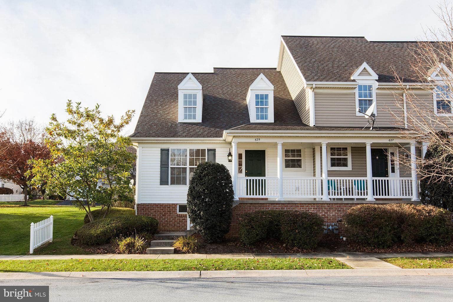 625 Chatham Way Lititz, PA 17543 - Photo 1 of 51