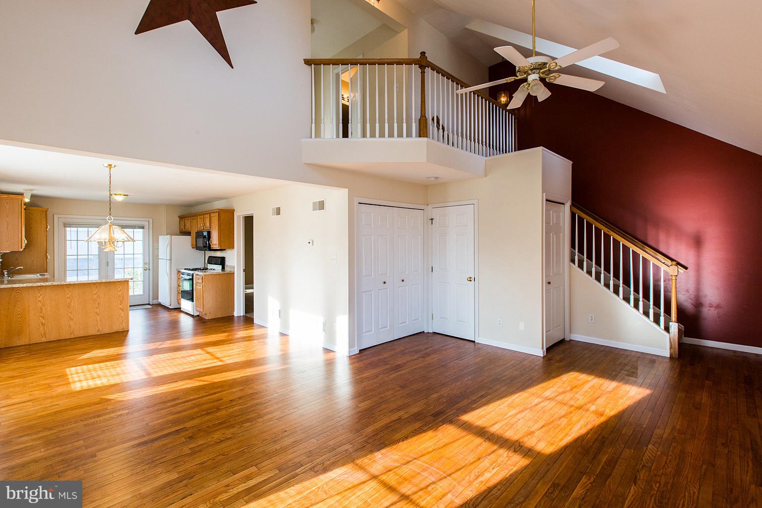 625 Chatham Way Lititz, PA 17543 - Photo 4 of 51