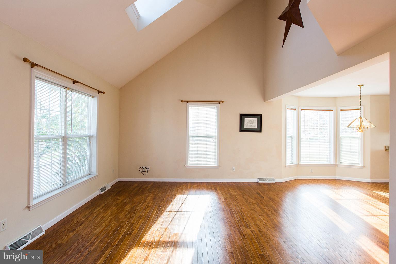 625 Chatham Way Lititz, PA 17543 - Photo 8 of 51