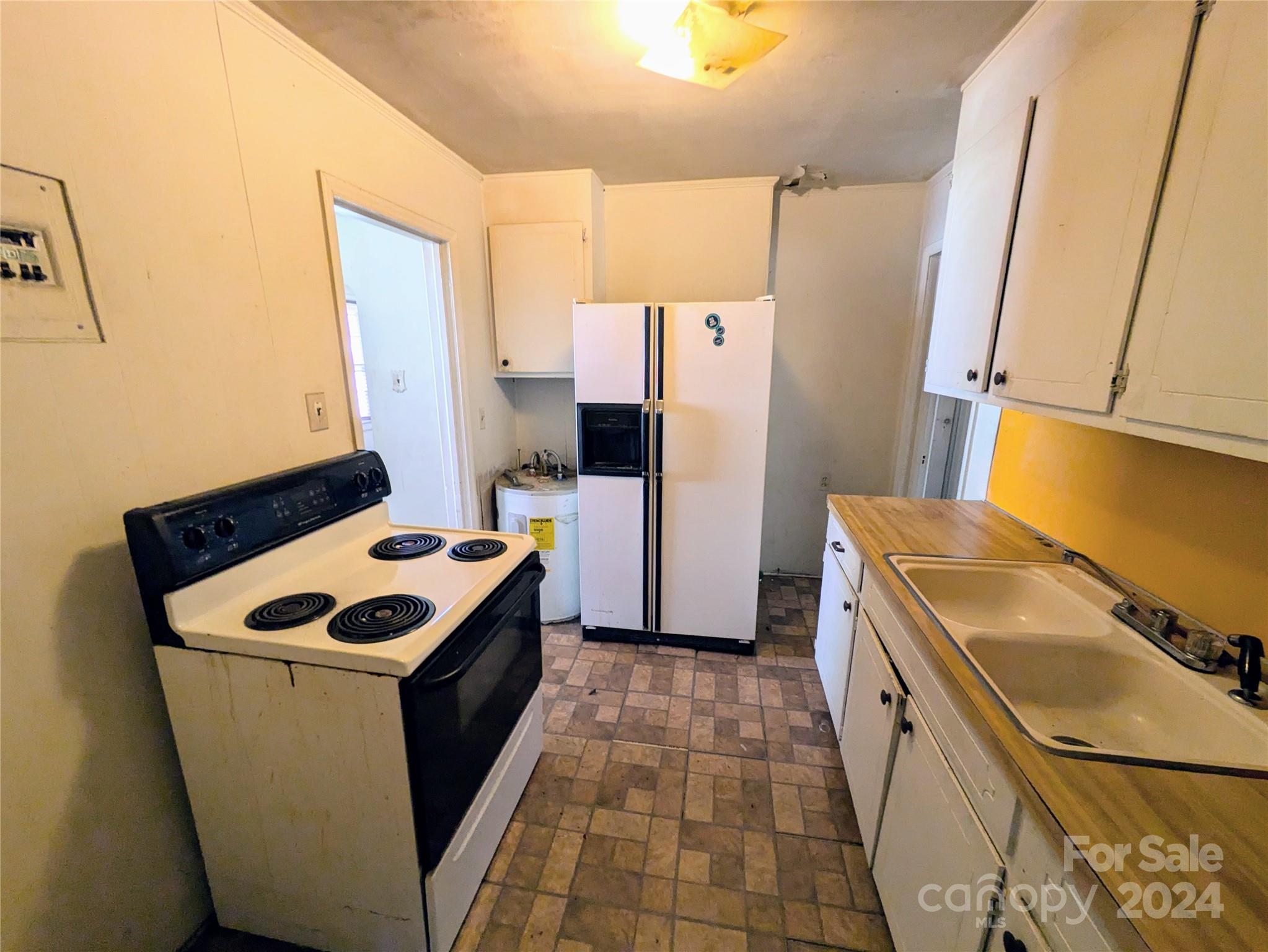 1222 Edgewood Road Charlotte, NC 28208 - Photo 10 of 14
