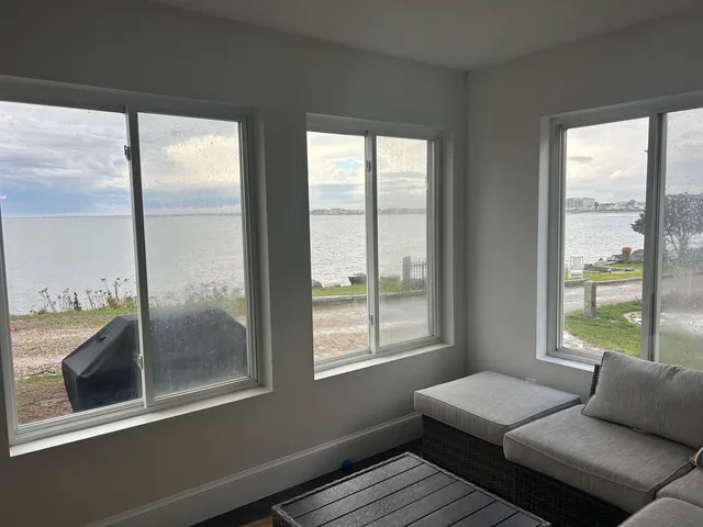 $2,950 | 9 Great Boars Head Avenue, Hampton, NH 03842