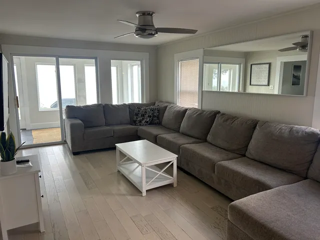 $2,950 | 9 Great Boars Head Avenue, Hampton, NH 03842