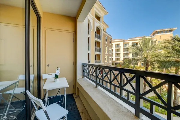$1,700 | 29 Montelago Boulevard, Unit 206, Henderson, NV 89011