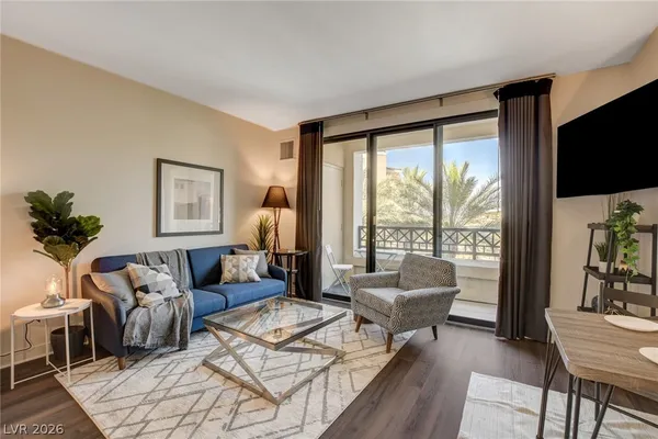 $1,700 | 29 Montelago Boulevard, Unit 206, Henderson, NV 89011