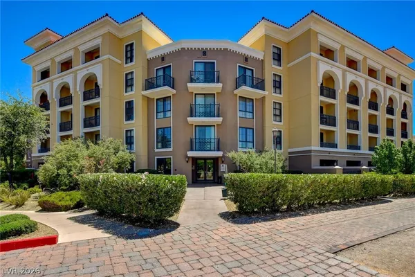 $1,700 | 29 Montelago Boulevard, Unit 206, Henderson, NV 89011