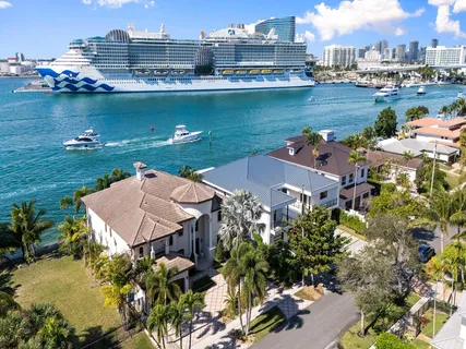 $6,950,000 | 1965 Southeast 21st Avenue, Fort Lauderdale, FL 33316