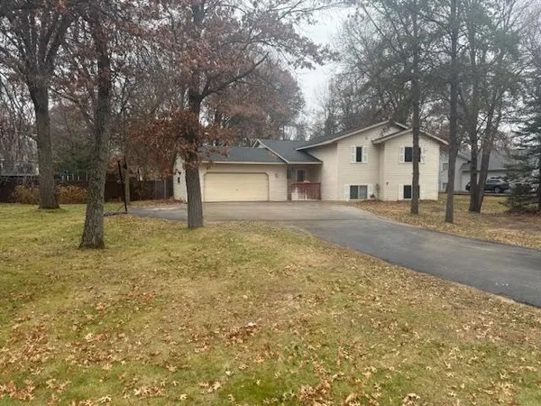 $349,500 | 13959 Grand Oaks Drive, Baxter, MN 56425