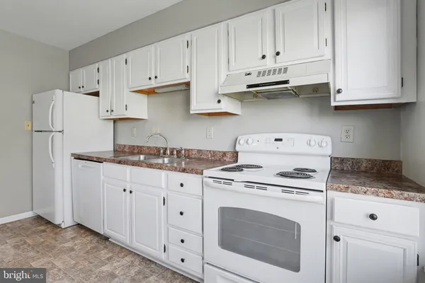 $207,000 | 18 Dartmouth Court, Mechanicsburg, PA 17055