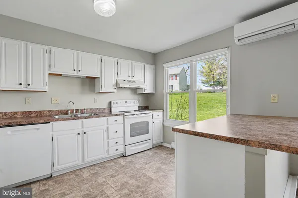 $207,000 | 18 Dartmouth Court, Mechanicsburg, PA 17055
