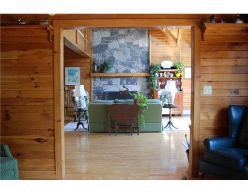 362 Salt Pond Road Blue Hill, ME 04614 - Photo 14 of 25 Living Room.