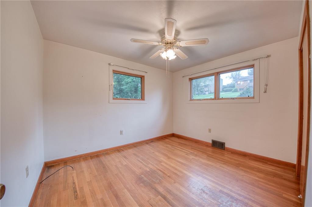 77 Bellview Circle McKees Rocks, PA 15136 - Photo 16 of 44 Gallery Image 16