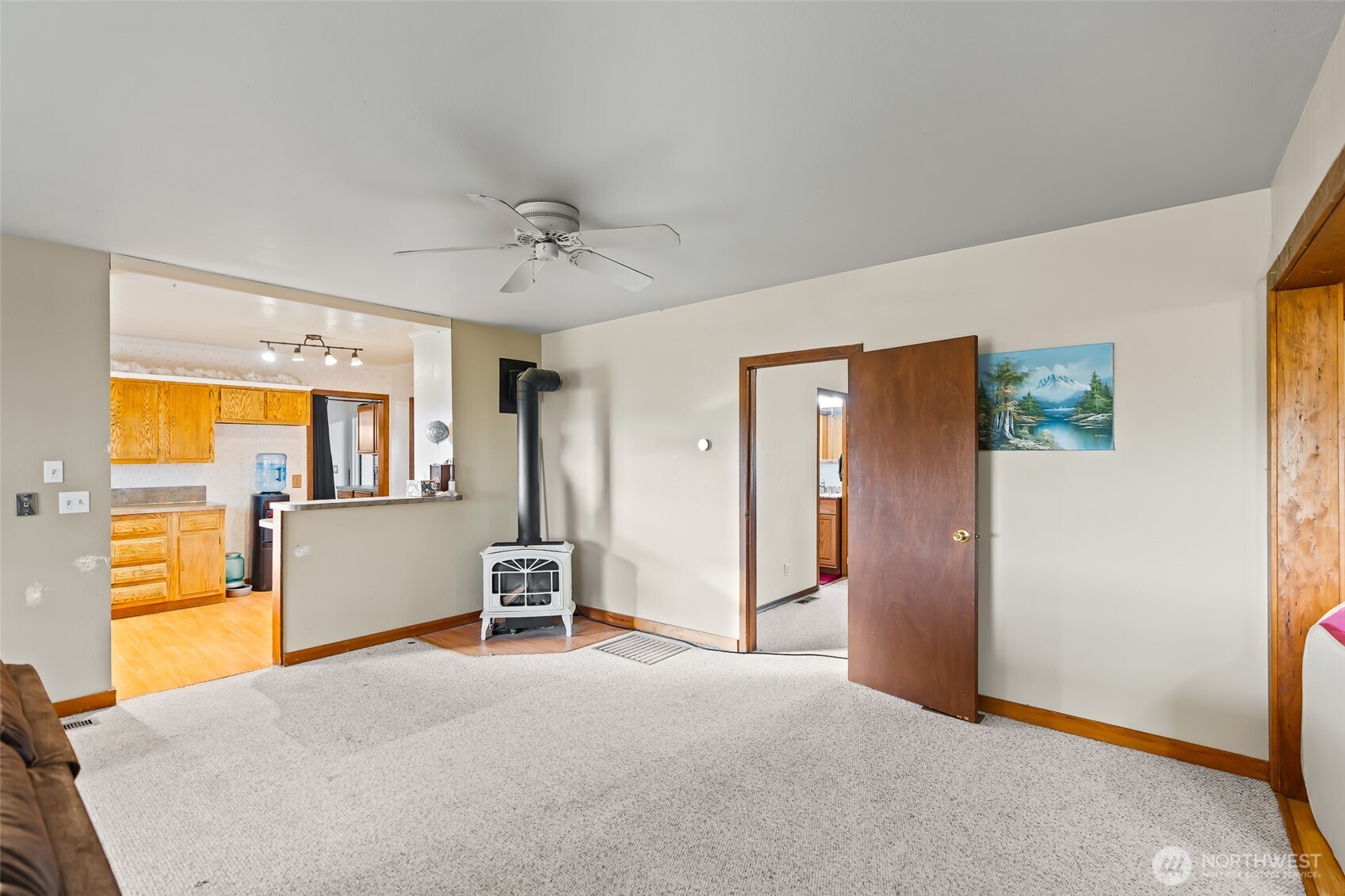 750 Potter Road Tieton, WA 98947 - Photo 6 of 36 a view of a livingroom with a dishwasher and furniture