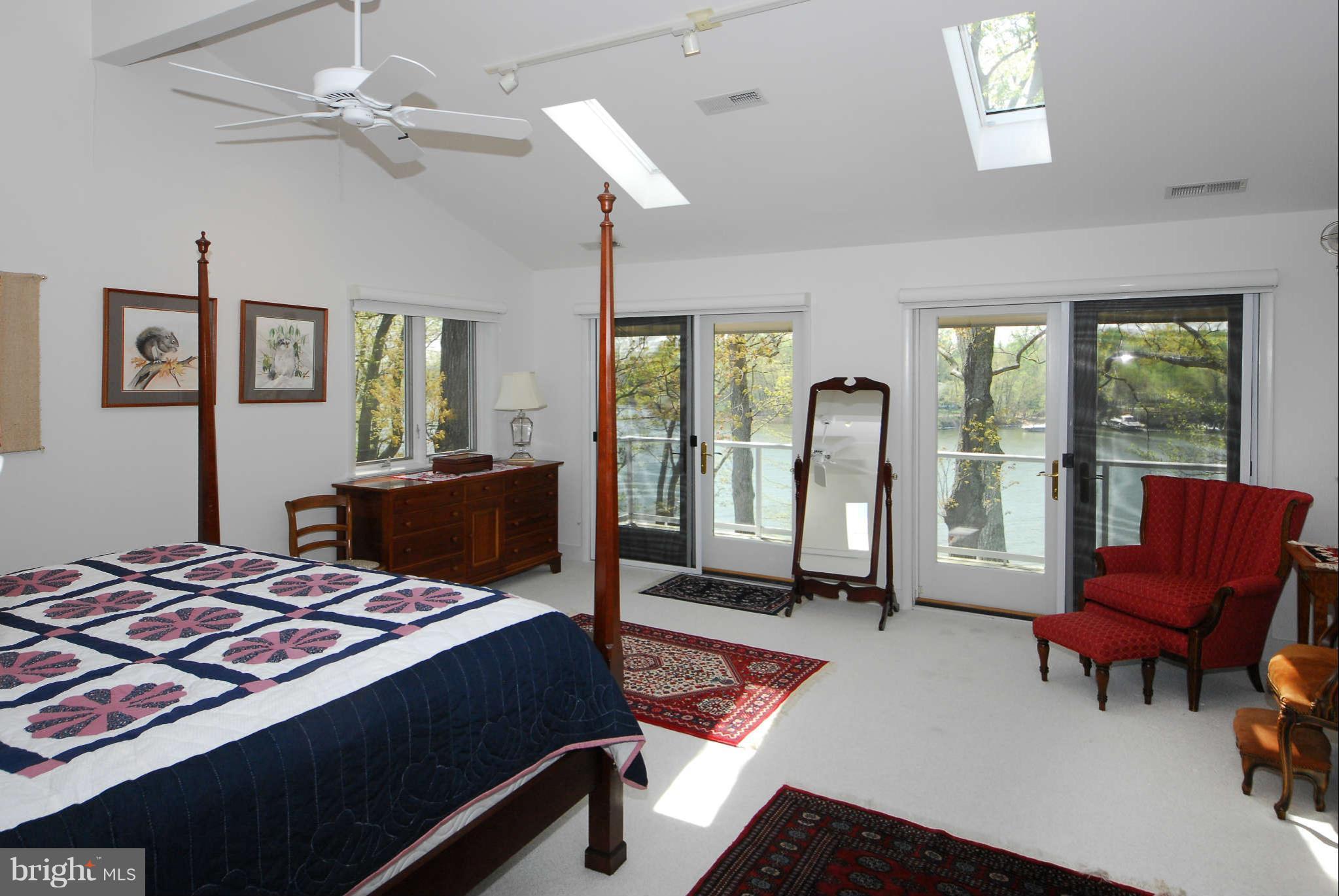 892 Childs Point Road Annapolis, MD 21401 - Photo 13 of 28 Master bedroom with coffee deck