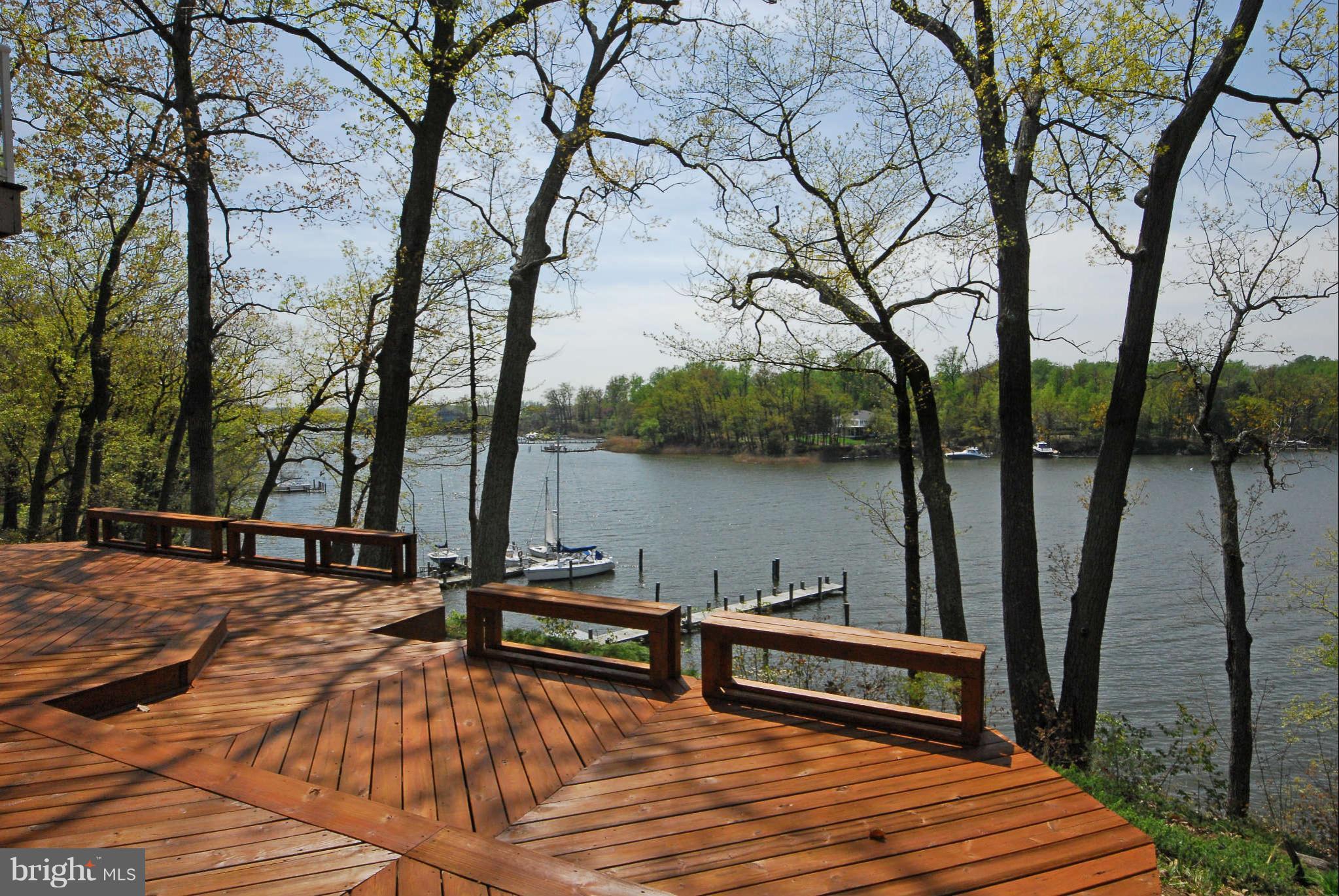 892 Childs Point Road Annapolis, MD 21401 - Photo 24 of 28 Waterside deck
