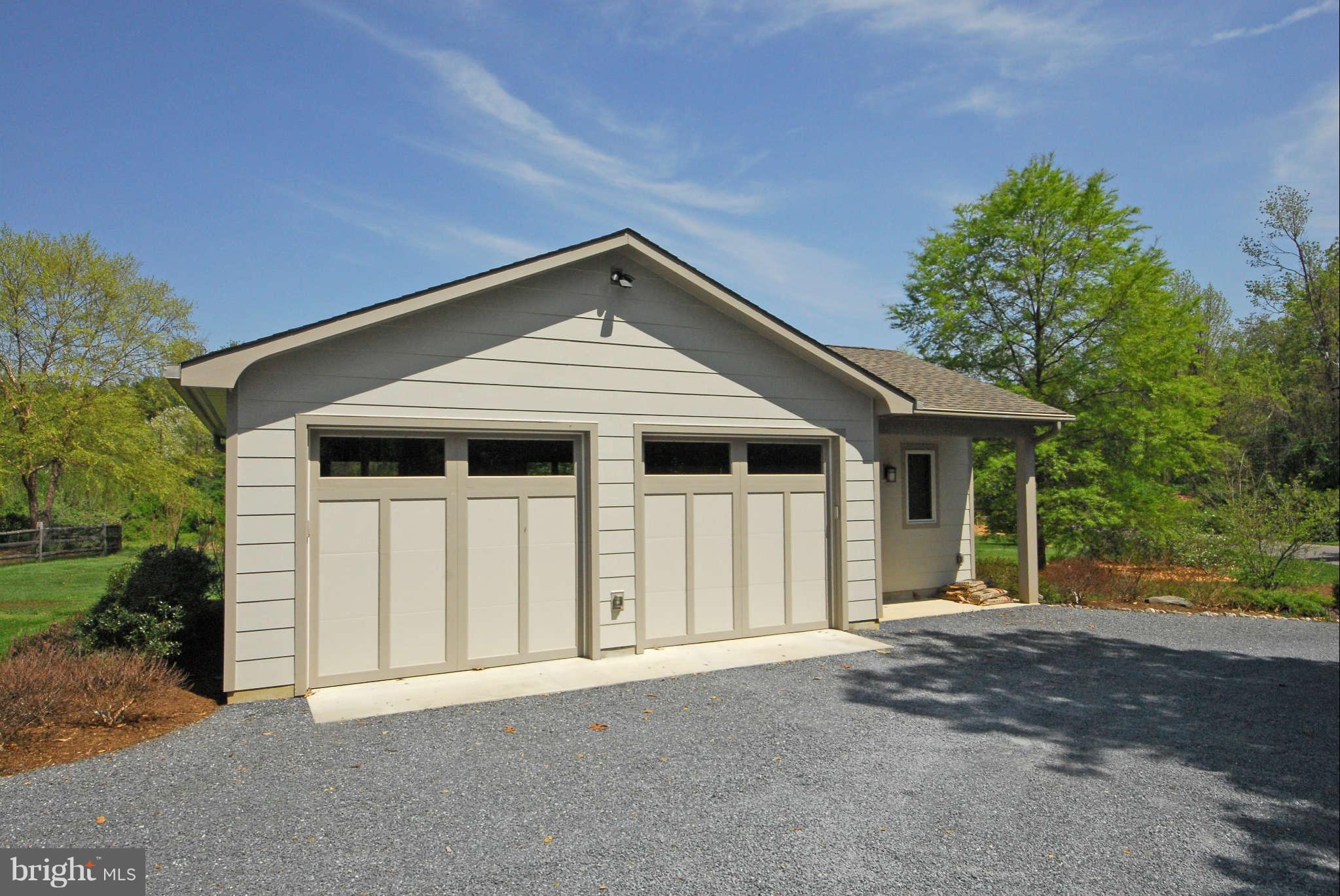 892 Childs Point Road Annapolis, MD 21401 - Photo 25 of 28 2-car detached garage with workshop