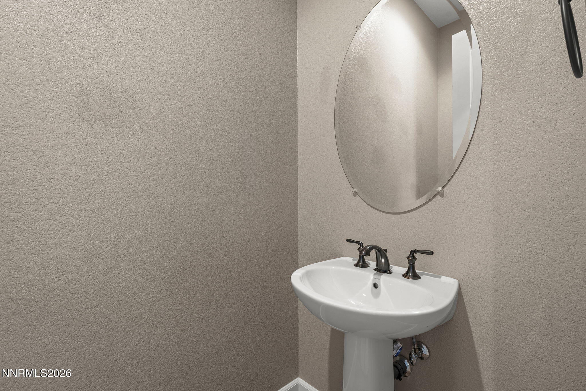 9910 Amienda Way Reno, NV 89521 - Photo 29 of 67 34-web-or-mls-_DSC0864