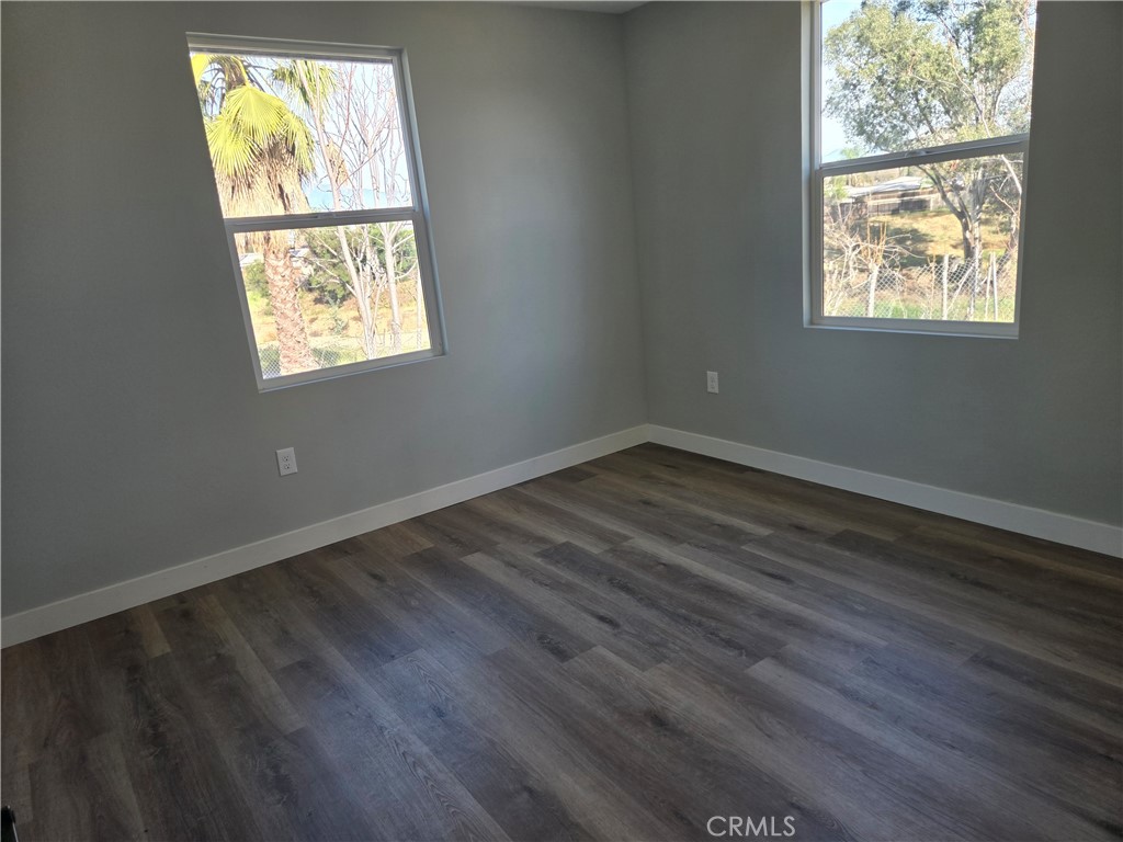 577 West La Cadena Drive Riverside, CA 92501 - Photo 4 of 10