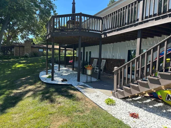 $465,000 | 509 Juniper Drive, Petersburg, IL 62675