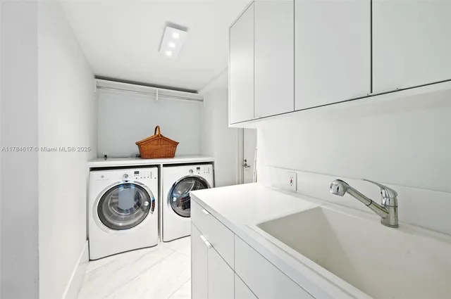 a view of balcony with city view