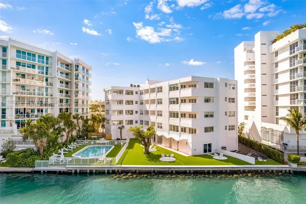 $4,300 | 9881 East Bay Harbor Drive, Unit 504, Bay Harbor Islands, FL 33154