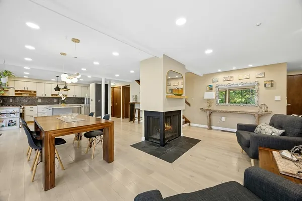 $550,000 | 601 Old Stone Brook, Unit 601, Acton, MA 01718