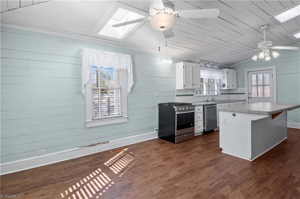 8174 Hawkins Road Clemmons, NC 27012 - Photo 14 of 28 Gallery Image 14