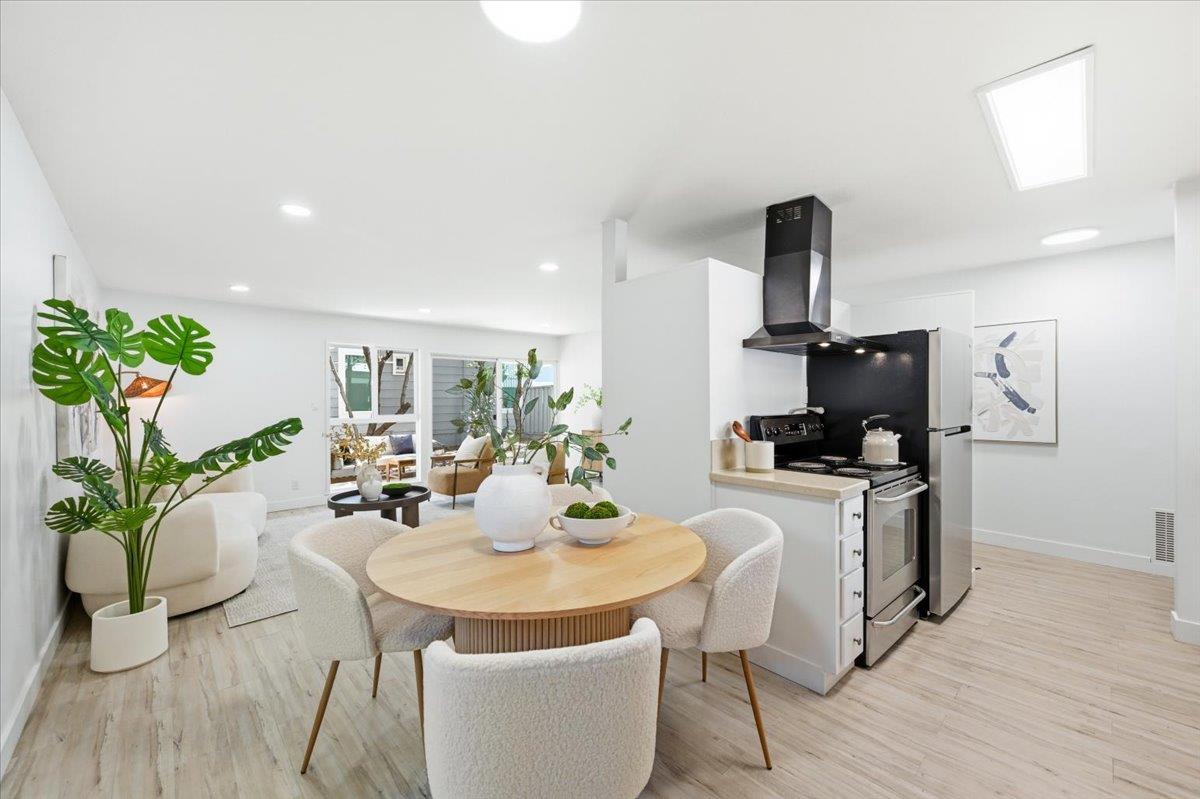 453 North Rengstorff Avenue, Unit 19 Mountain View, CA 94043 - Photo 16 of 56