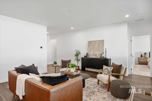 $599,000 | 2573 North Morehouse Avenue, Eagle, ID 83616