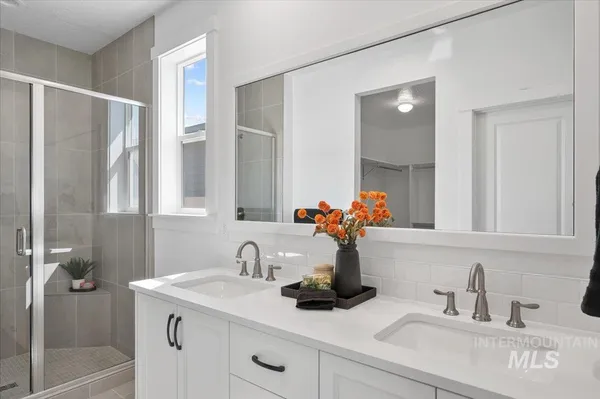 $599,000 | 2573 North Morehouse Avenue, Eagle, ID 83616