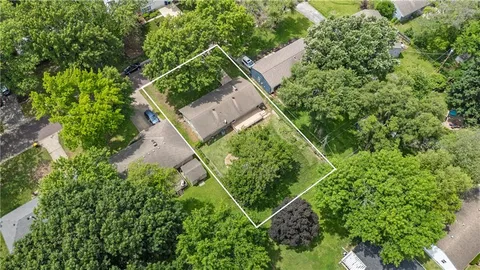 $420,000 | 9237 Hardy Street, Overland Park, KS 66212