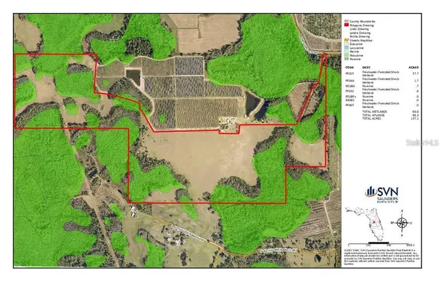 an aerial view of a tennis ground