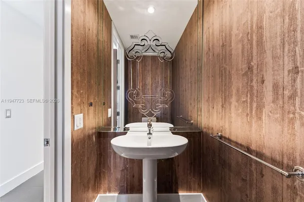 a view of elevator with hallway