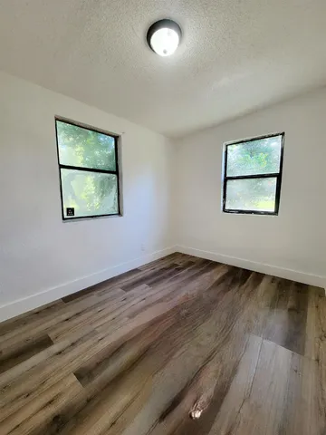 $1,300 | 906 North Veterans Drive, Perry, FL 32347