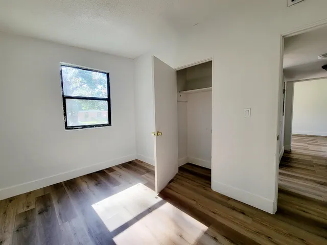 $1,300 | 906 North Veterans Drive, Perry, FL 32347