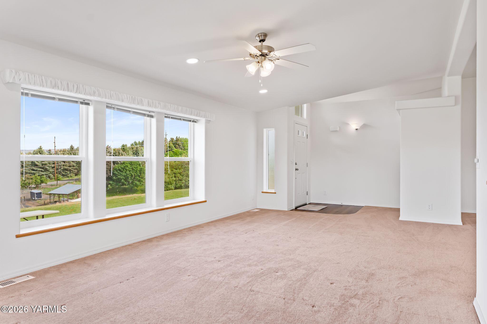 1490 Gore Road Selah, WA 98942 - Photo 14 of 40 1490 Gore Rd-9
