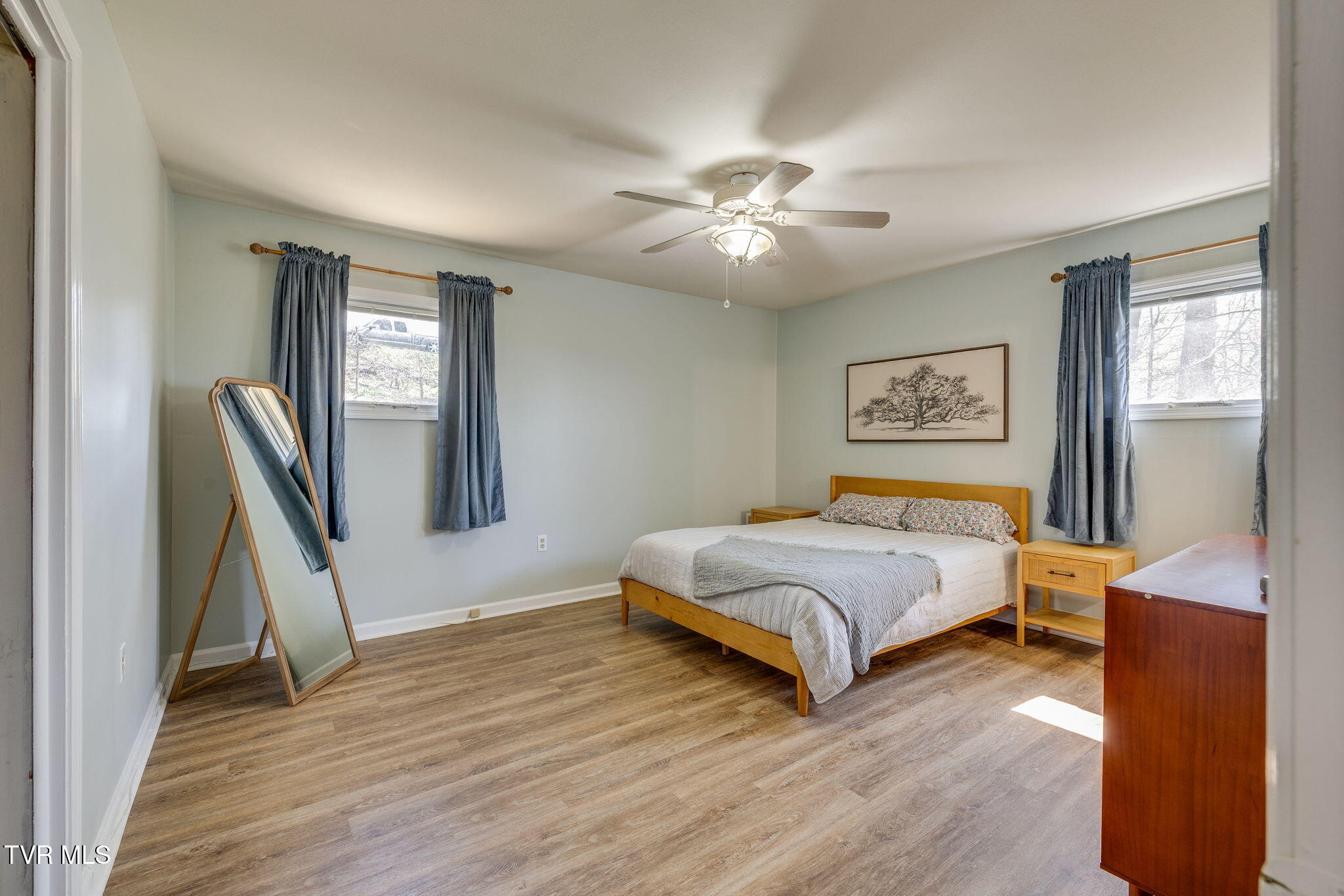 3937 Ridge Line Drive Kingsport, TN 37664 - Photo 17 of 48 018