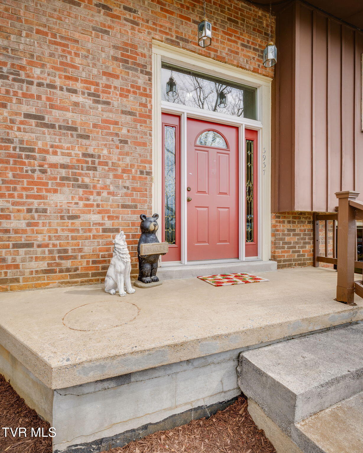 3937 Ridge Line Drive Kingsport, TN 37664 - Photo 3 of 48 004