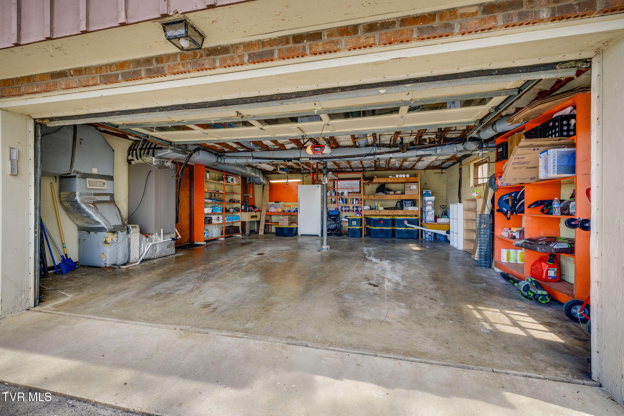 3937 Ridge Line Drive Kingsport, TN 37664 - Photo 36 of 48 037